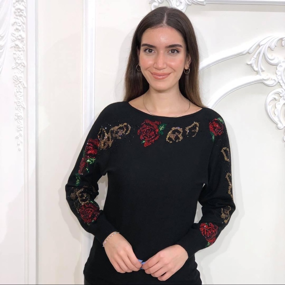 Kazee Black Sweater with Flowers Size Medium